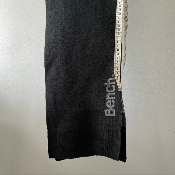 BENCH SCARF - Picture 4 of 8